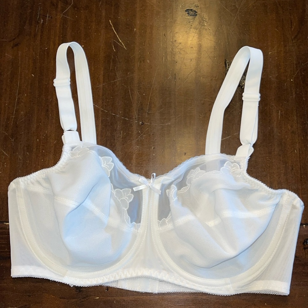 Underwire Full Coverage Bra - image 1